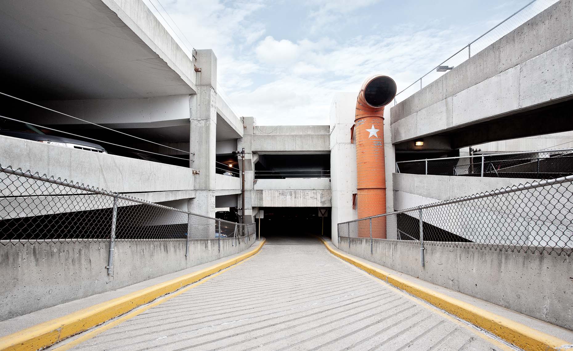20090916_parking_027-Edit.jpg